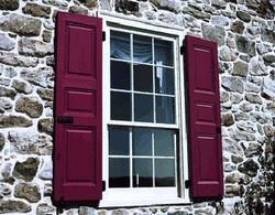 Việc trổ cửa sổ tại bất động sản không còn là thách thức với những quy định liên quan đến pháp luật. Tìm kiếm sự bảo vệ cho tài sản của bạn khi trở nên dễ dàng hơn với những quy định mới.